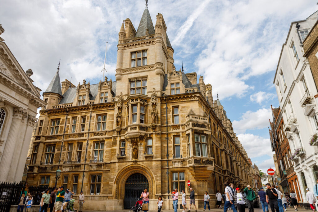 best libraries in Cambridge