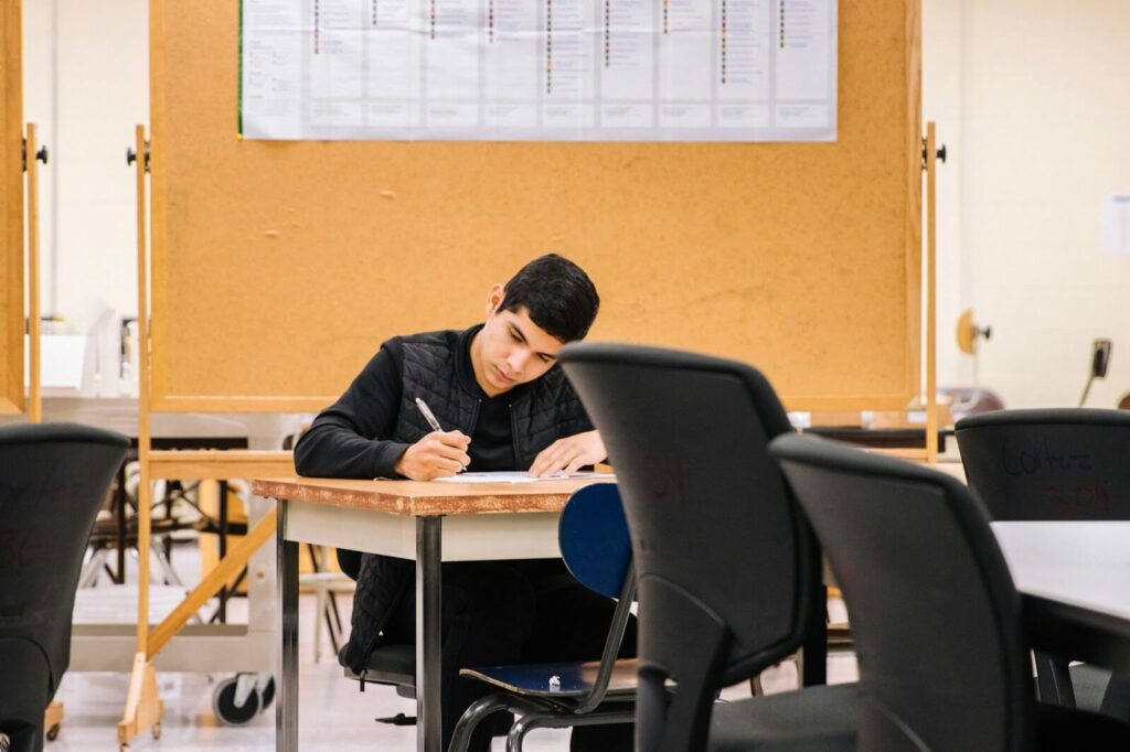 Teen studying up on how to get into the Australian National University