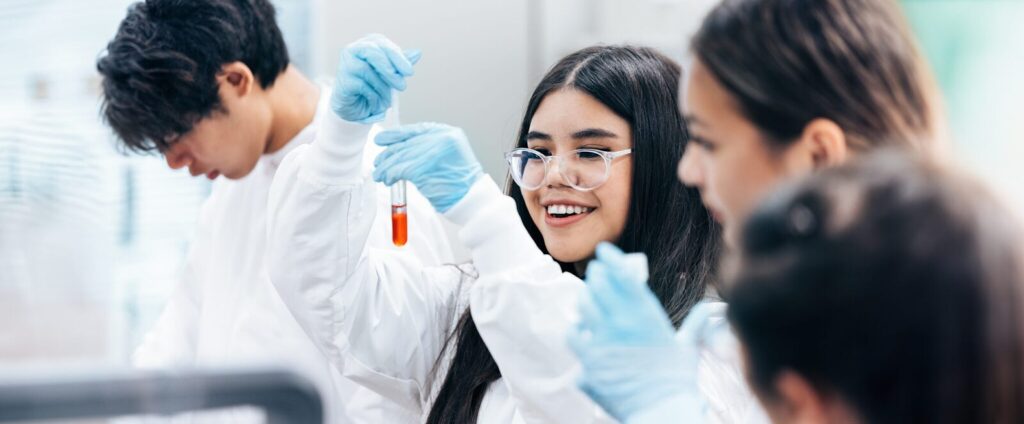 15 Internships for High School Students in Canada 2