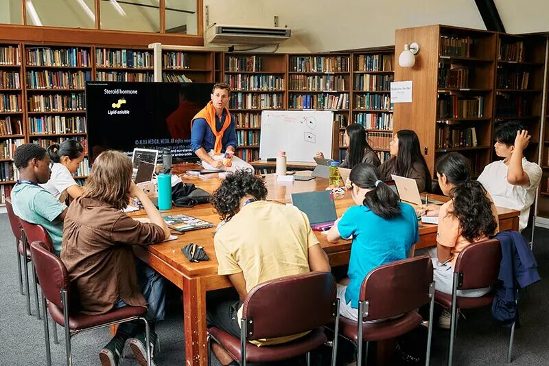 15 Chemistry Programs for High School Students 1