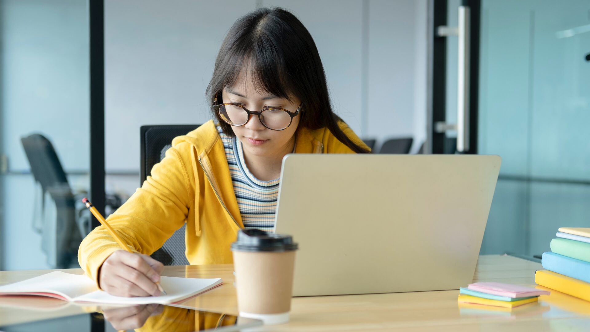 Online Biology Programs for High School Students