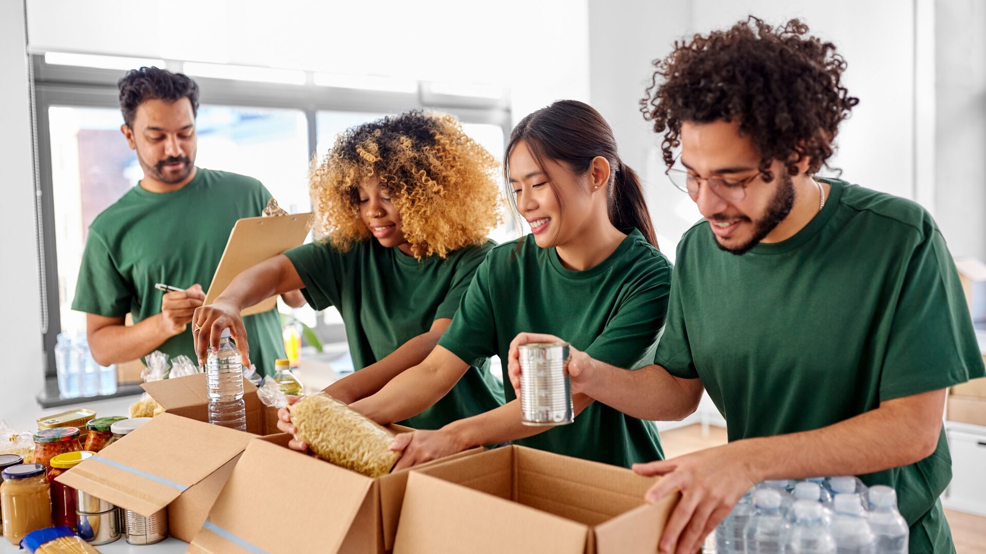 Best Extracurricular Activities for University Applications