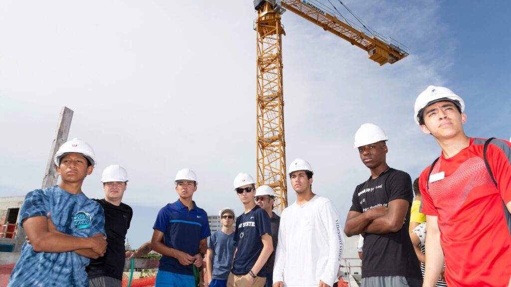 15 Engineering Summer Camps for High School Students 3