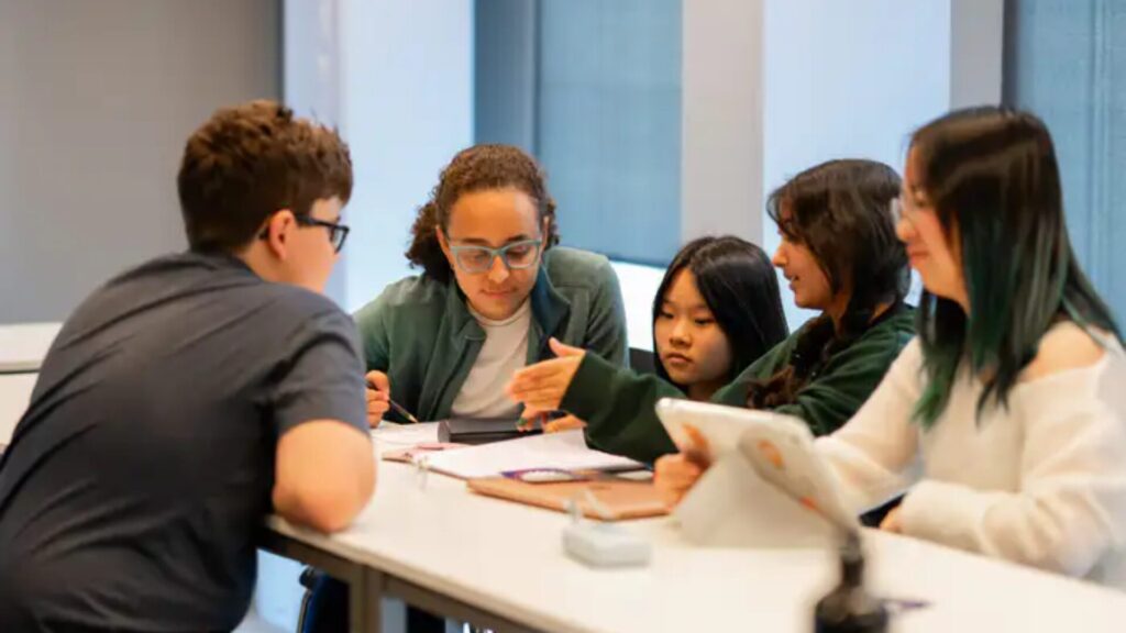 15 Business Summer Programs in Europe for High School Students 2