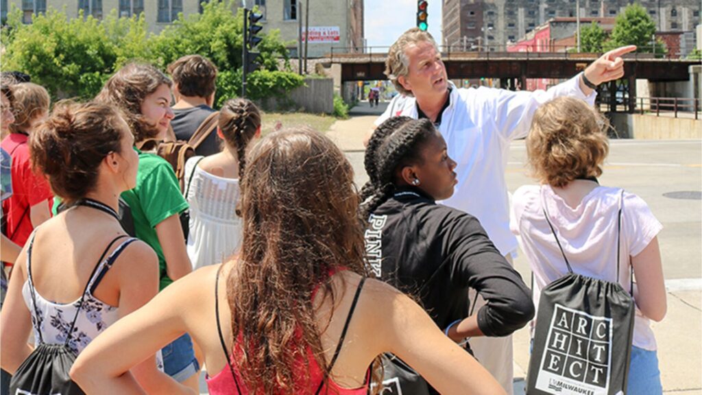 15 Online Summer Camps for High School Students 3