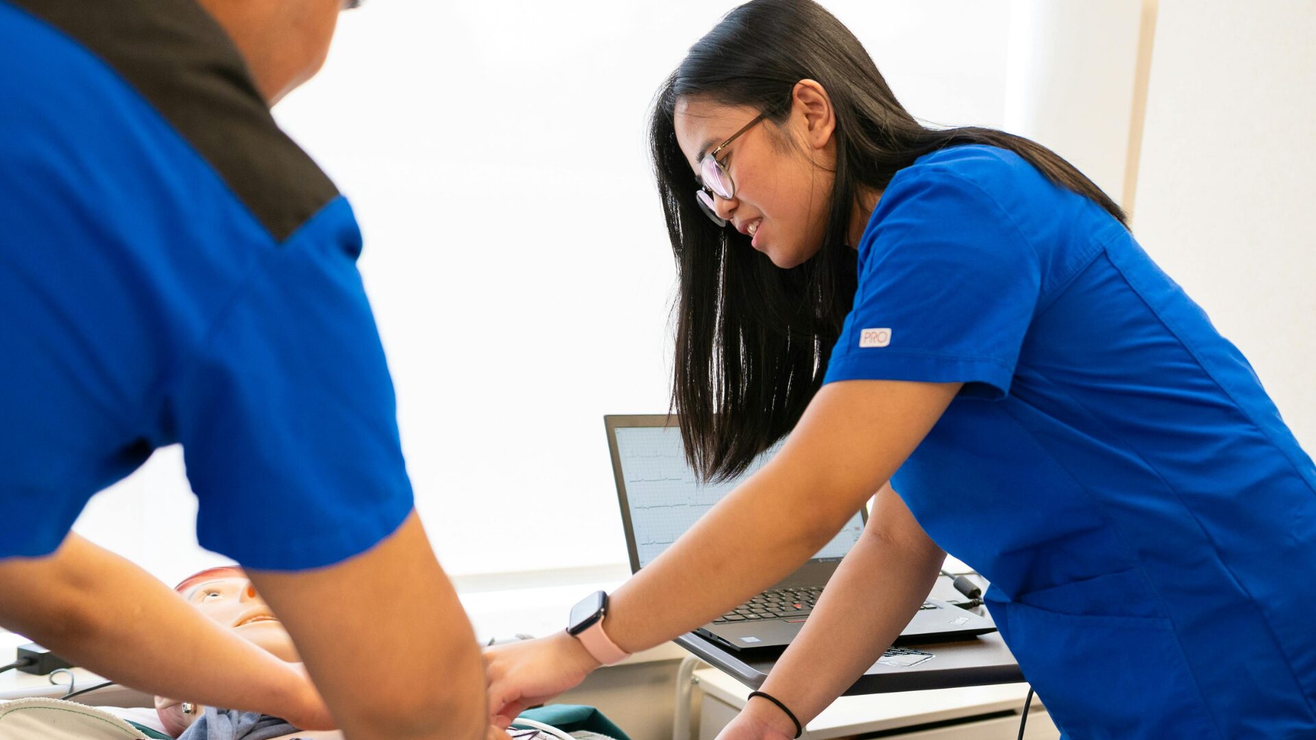 medicine summer school in uk