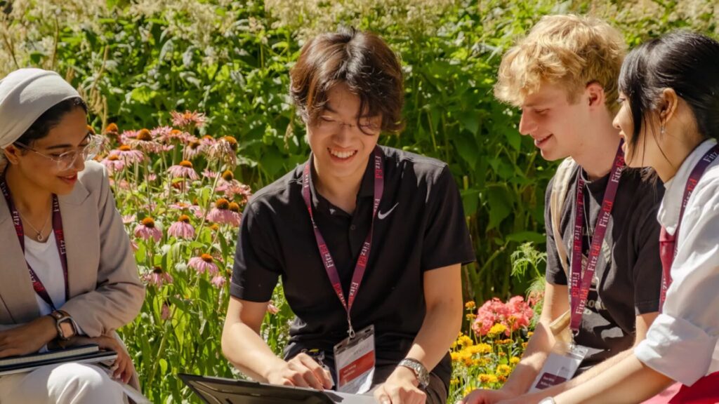 15 Business Summer Programs in the UK for High School Students 2