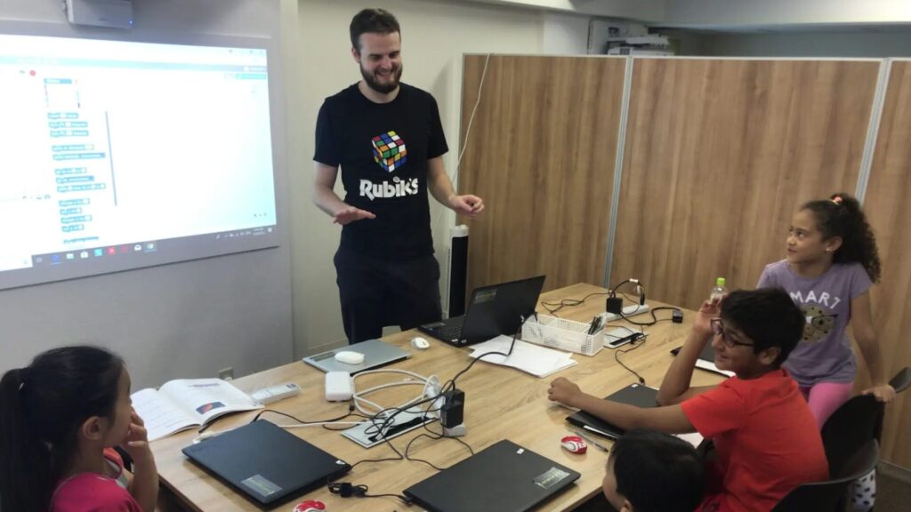 15 Engineering Summer Schools in Tokyo for High School Students 2