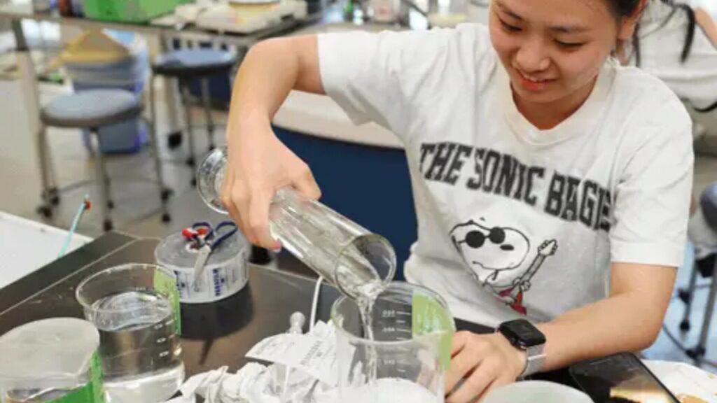 15 Engineering Summer Schools in Tokyo for High School Students 3