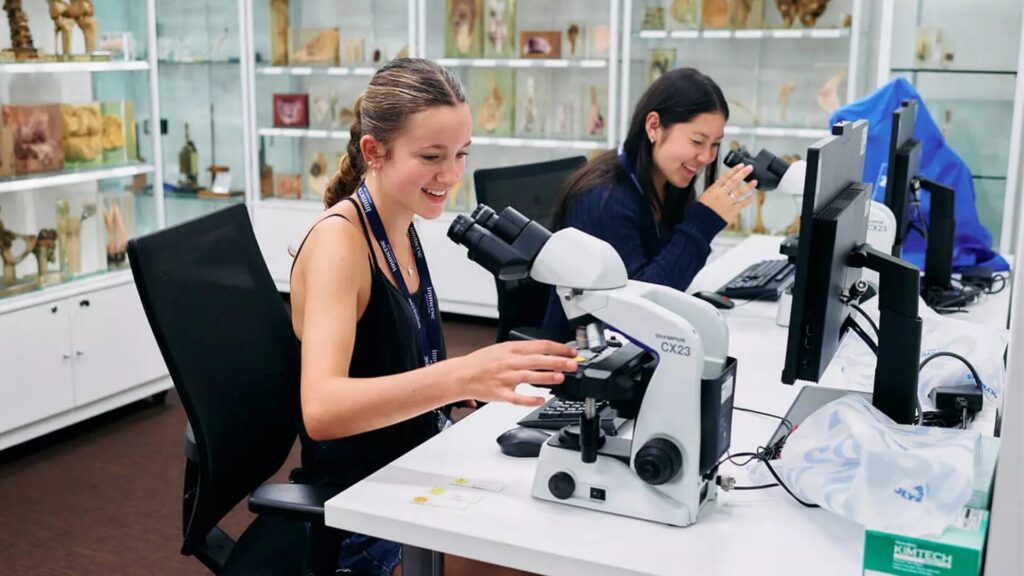 15 Biology Summer Schools for High School Students 1