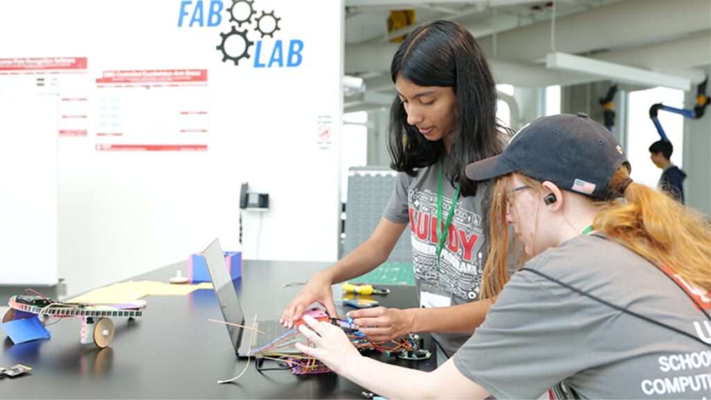 15 Science Summer Camps for High School Students 3