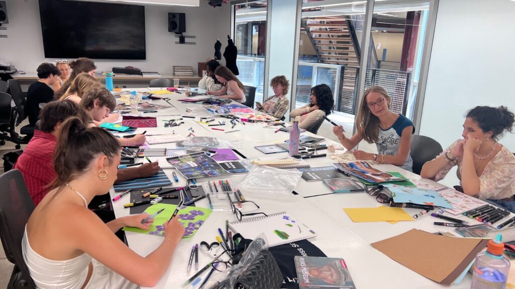 15 Fashion Summer Programs for High School Students 3