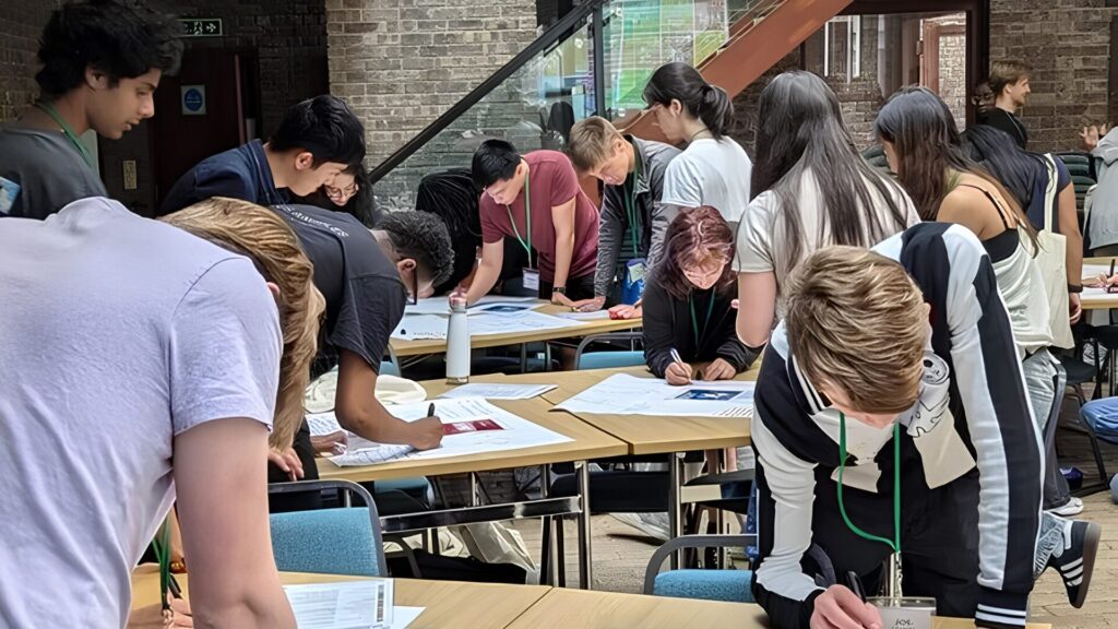 15 Paid Programmes in Cambridge for High School Students 3