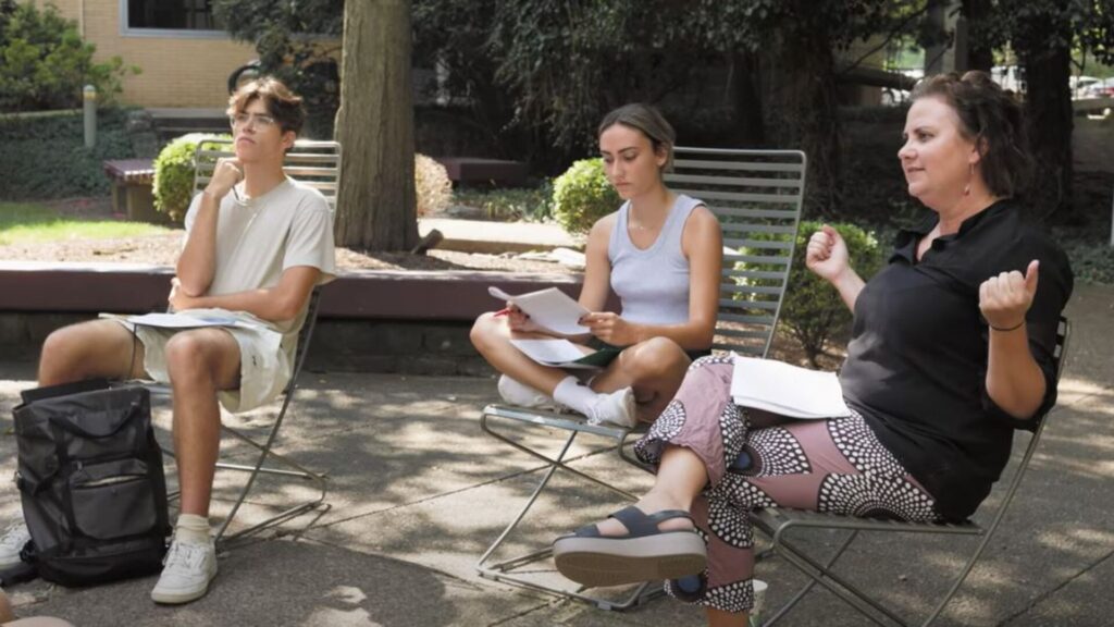 15 English Summer Schools for High School Students 3