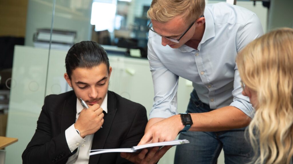 15 Law Summer Jobs in the UK for High School Students 3