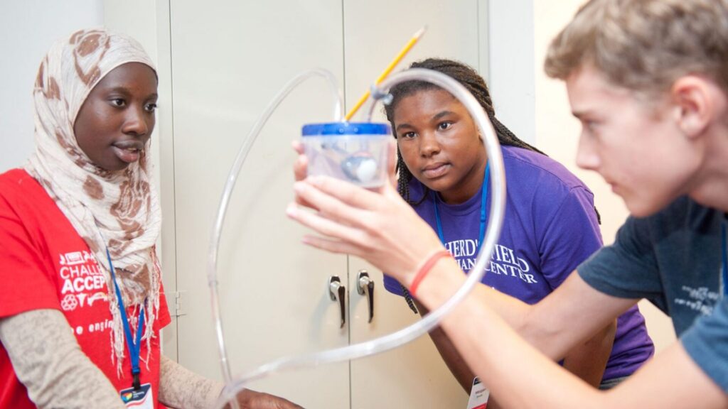 15 Summer Programs for Incoming High School Freshmen 2