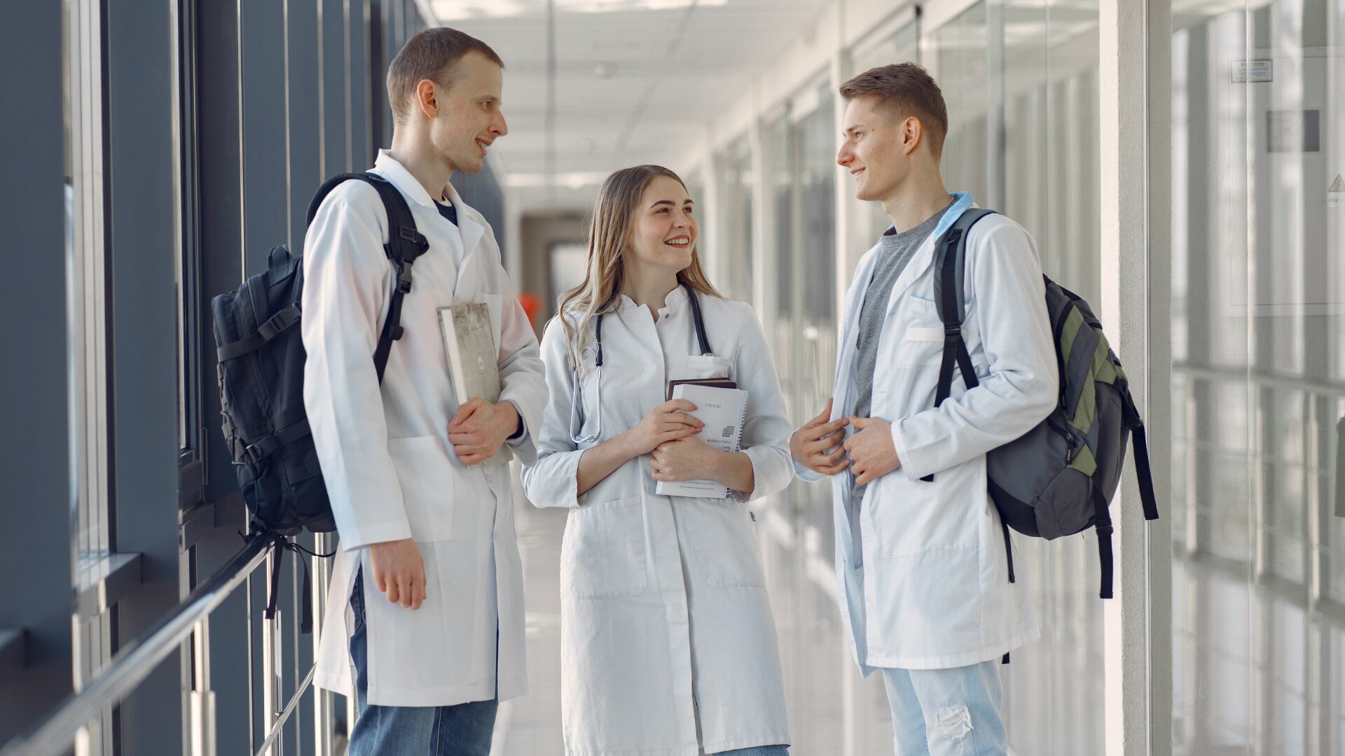 How to get clinical experience for med school