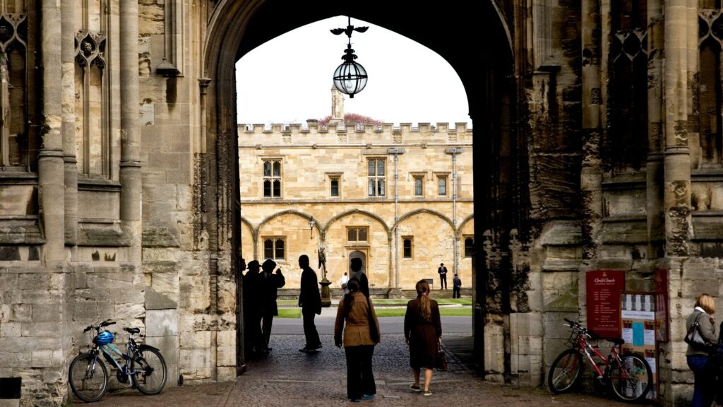 Oxford University Entrance Requirements