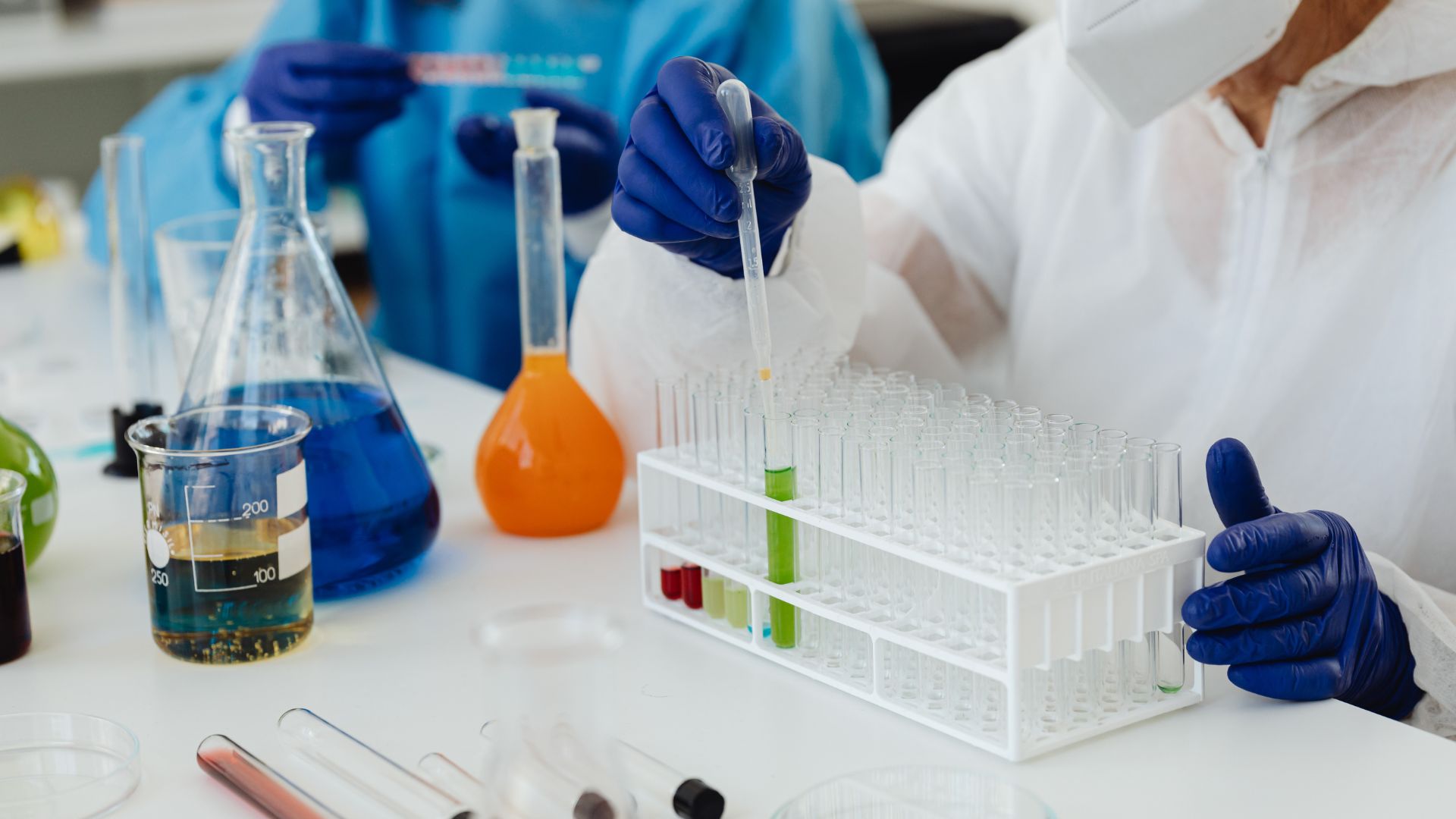 biotechnology summer schools in the uk for high school students