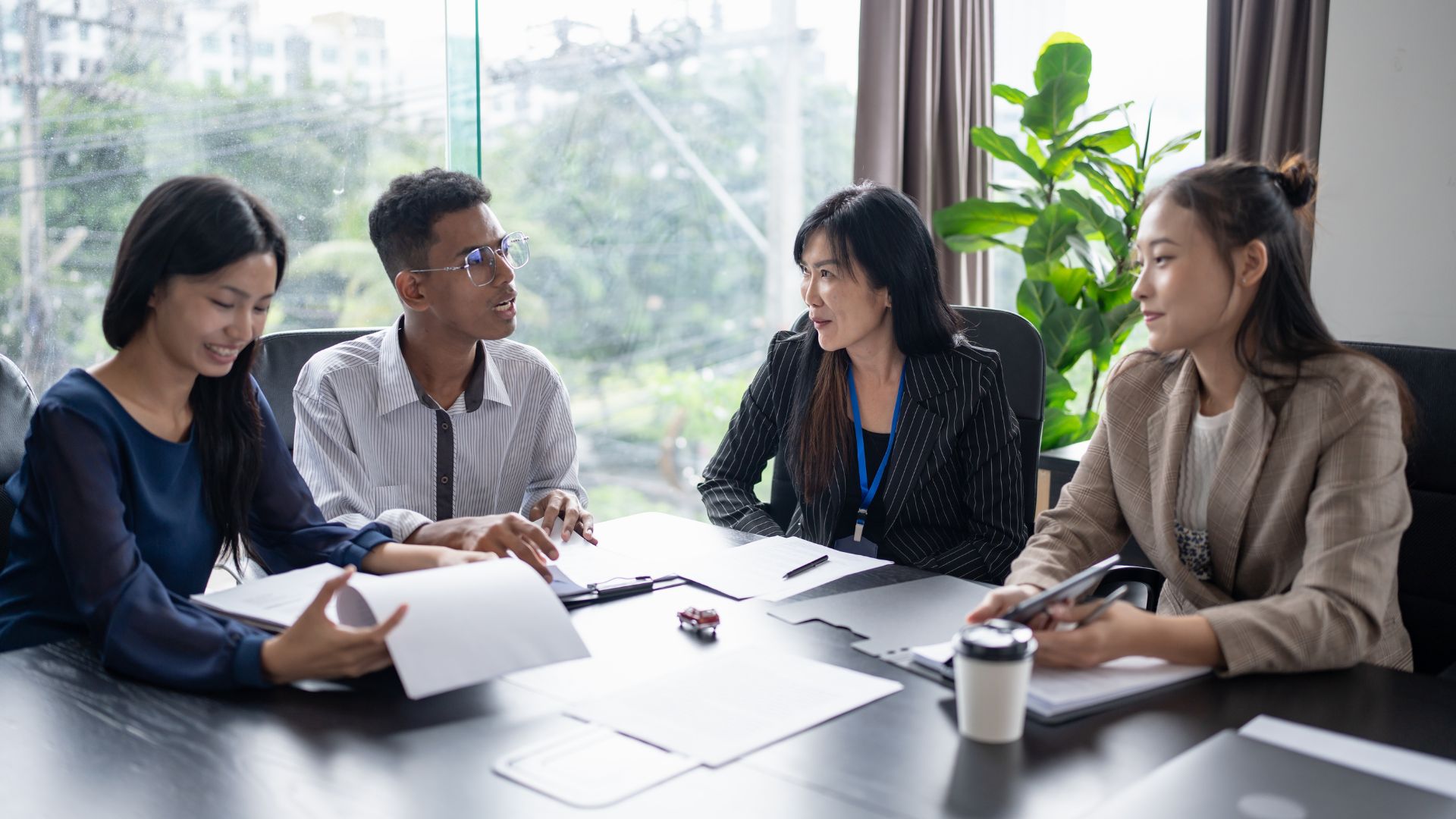 business management courses in the uk for high school students
