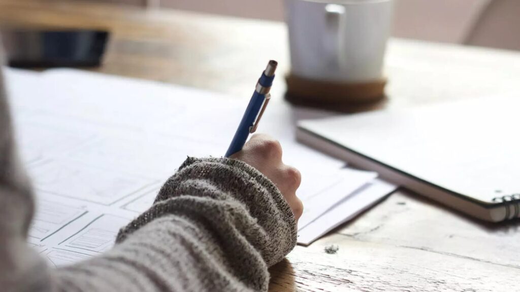 15 Social Media Internships for High School Students 1