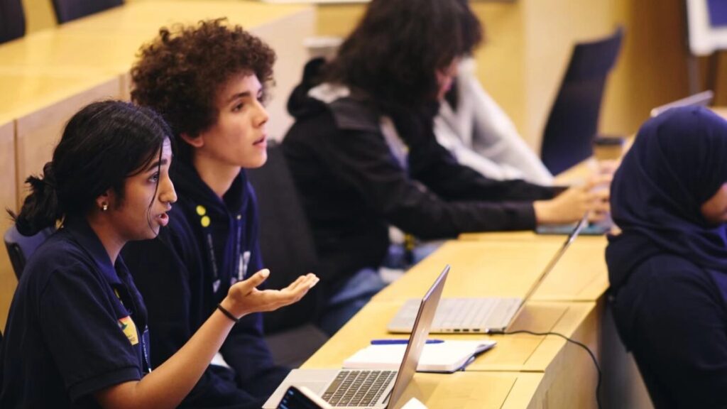 15 University Summer Programs in Oxford for High School Students 2