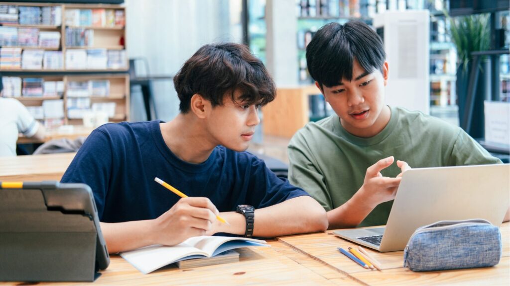 pre college study abroad summer programs
