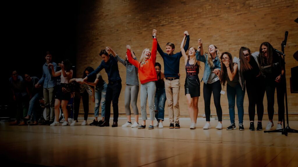 15 Pre-College Study Abroad Summer Programs for High Schoolers 1