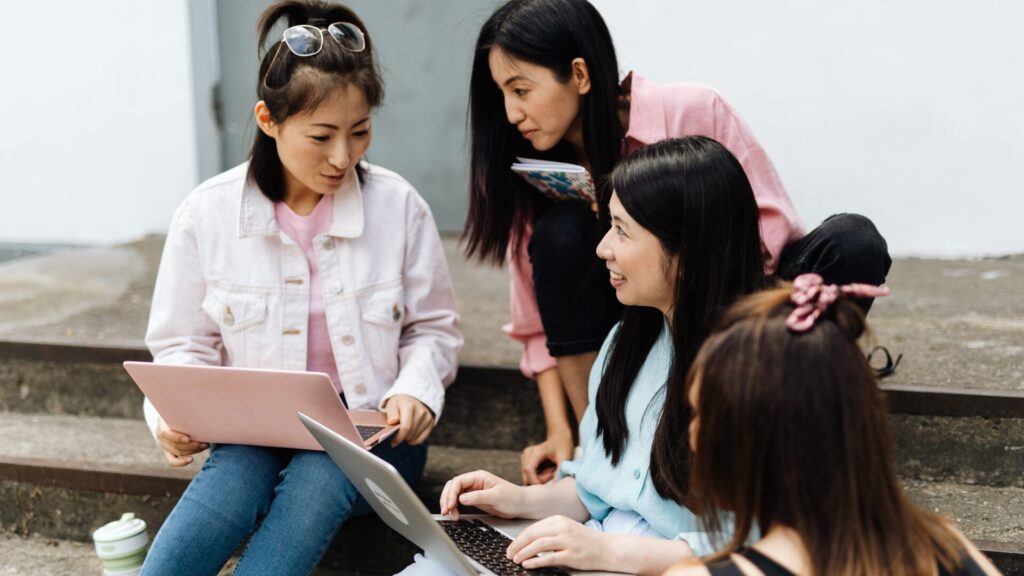 college programs for high school seniors
