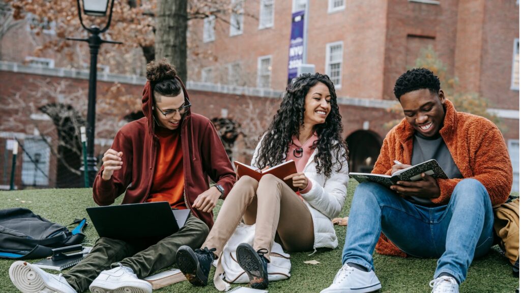 Summer Schools in the UK for Year 12 Students